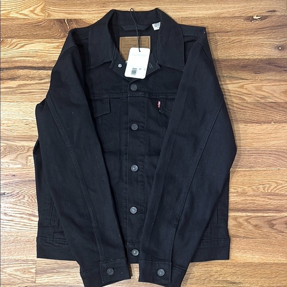 Levi's Women’s Black Denim Jacket - Picture 1 of 4